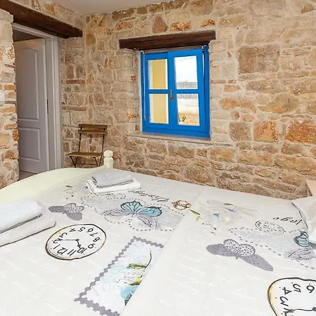 Awesome In Mihelici With Wifi