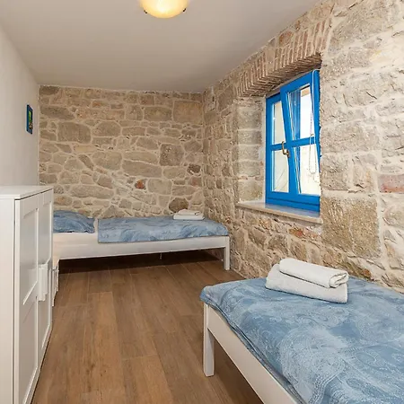 Awesome In Mihelici With Wifi Holiday home Buici (Istria)