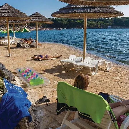 Awesome In Mihelici With Wifi *